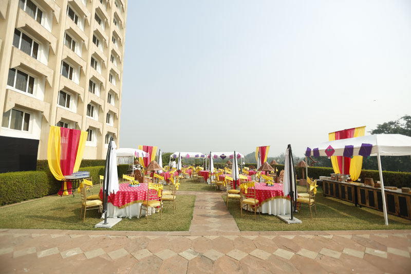 new-delhi-indian-weddings-decoration.jpg