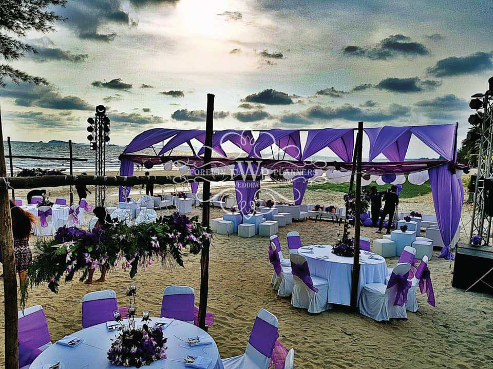 beach-pool-party-destination-weddings-thailand-bali.jpg