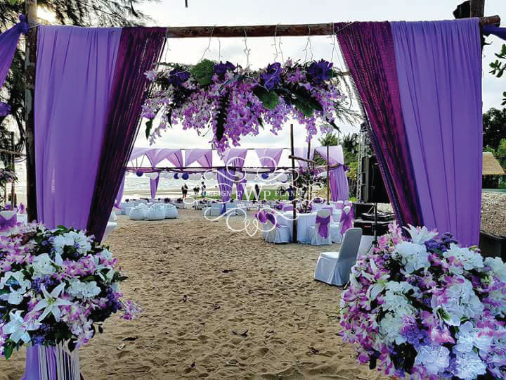 pool-beach-party-decor-ideas-best-stylist-weddings.jpg