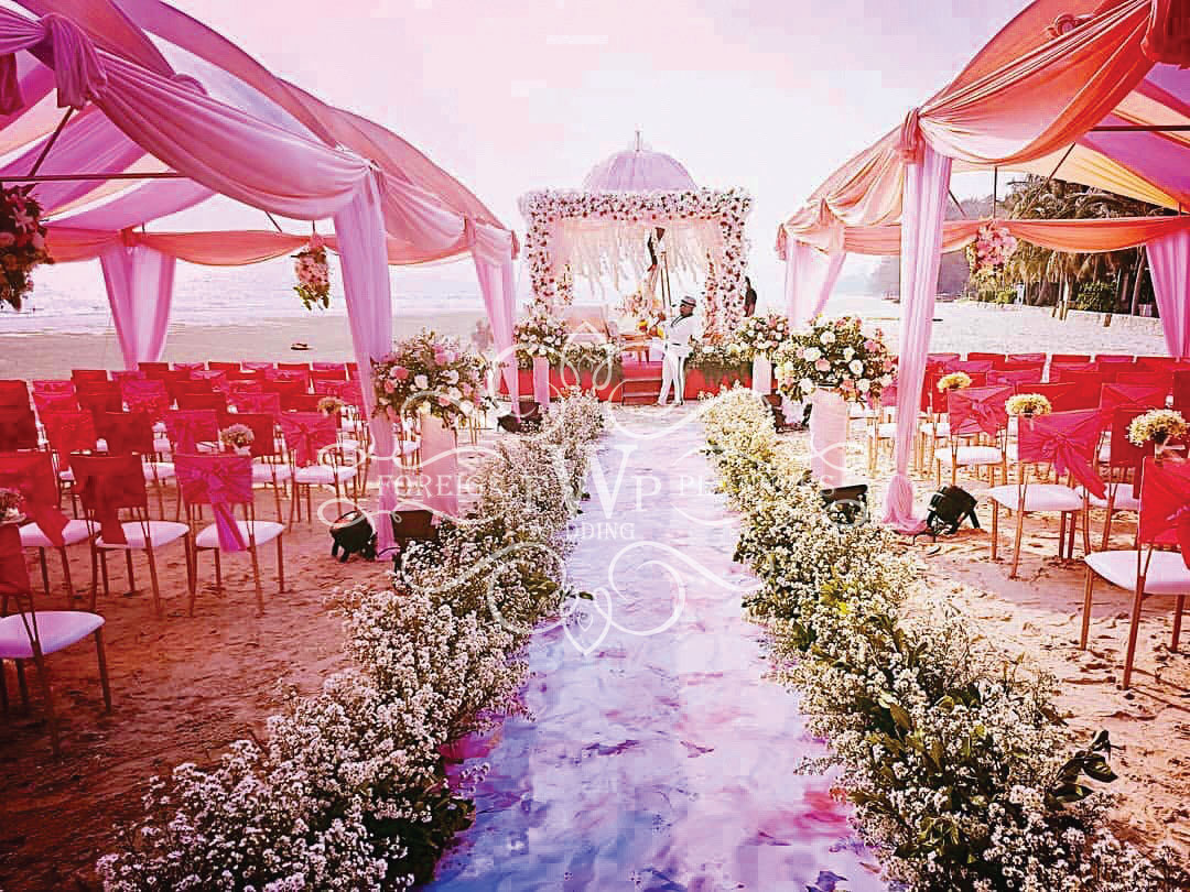 indian-wedding-planner-foreigners-gujarati-punjabi-weddings-reception-décor-organizers.jpg