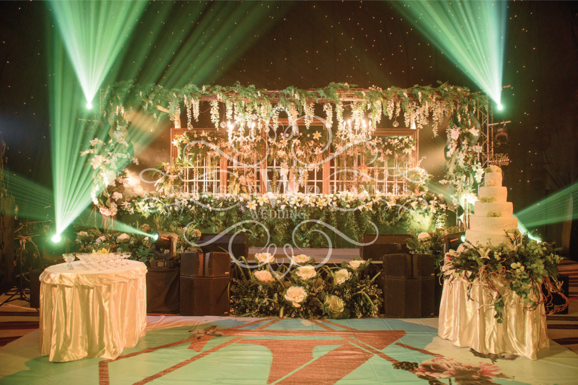 indian-wedding-reception-decor-thailand-bali-phuket-beach-weddings-specialists.jpg